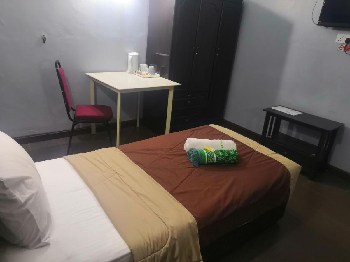 Oyo 90473 Opah Inn Hotel Kampong Ayer Terjun Dış mekan fotoğraf