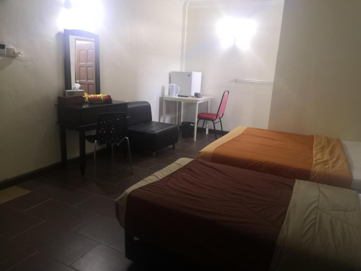 Oyo 90473 Opah Inn Hotel Kampong Ayer Terjun Dış mekan fotoğraf