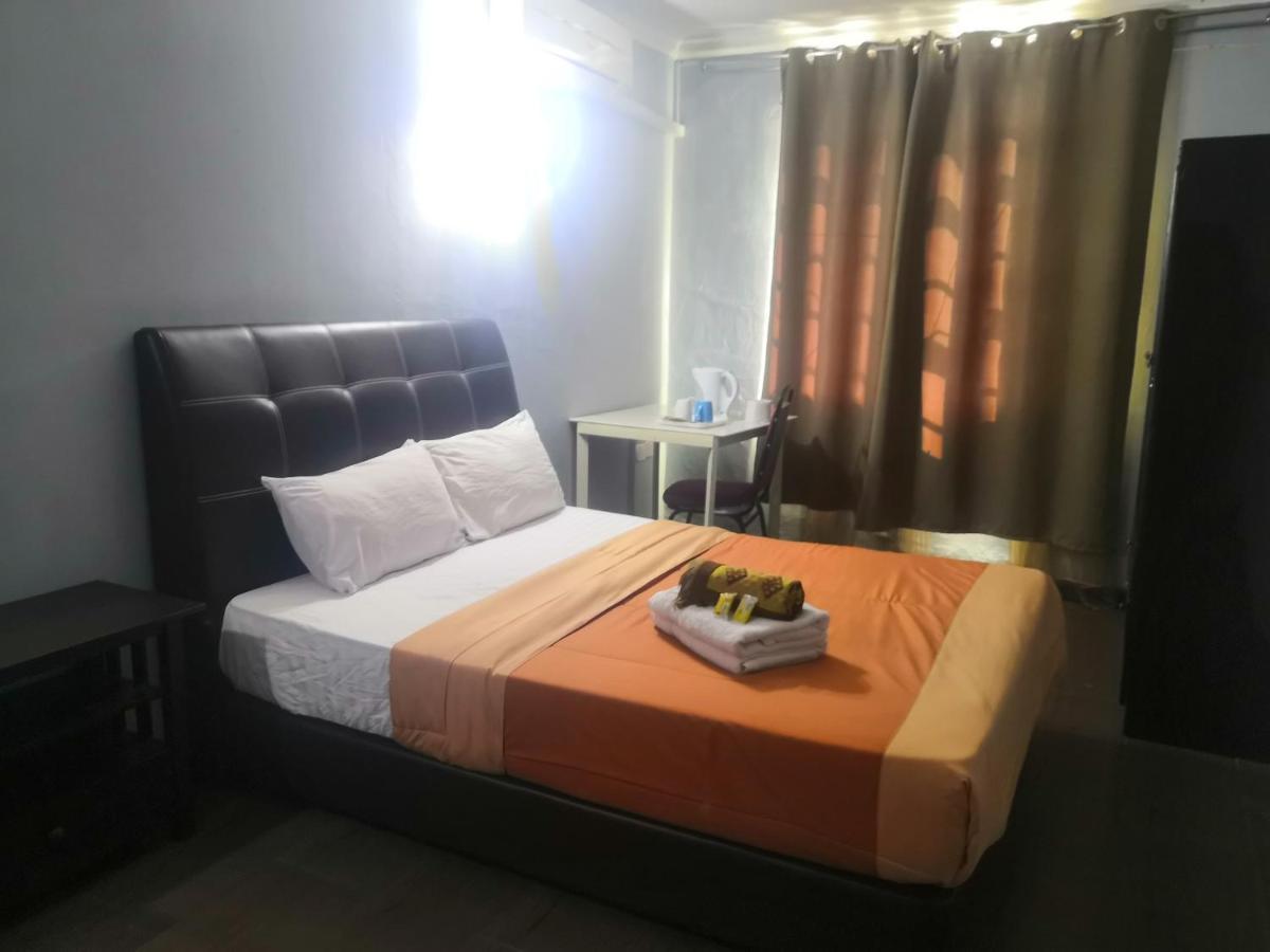 Oyo 90473 Opah Inn Hotel Kampong Ayer Terjun Dış mekan fotoğraf